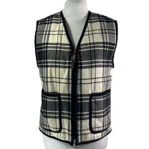 British Khaki Wool Vest in Plaid size M